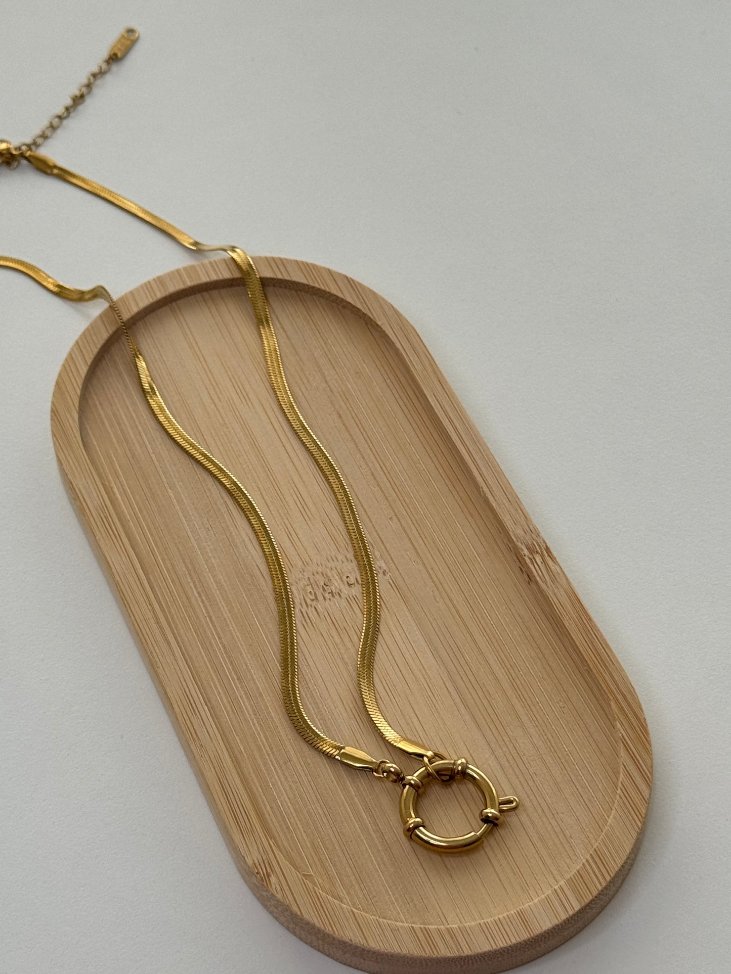 B-Loop Pendant Necklace
