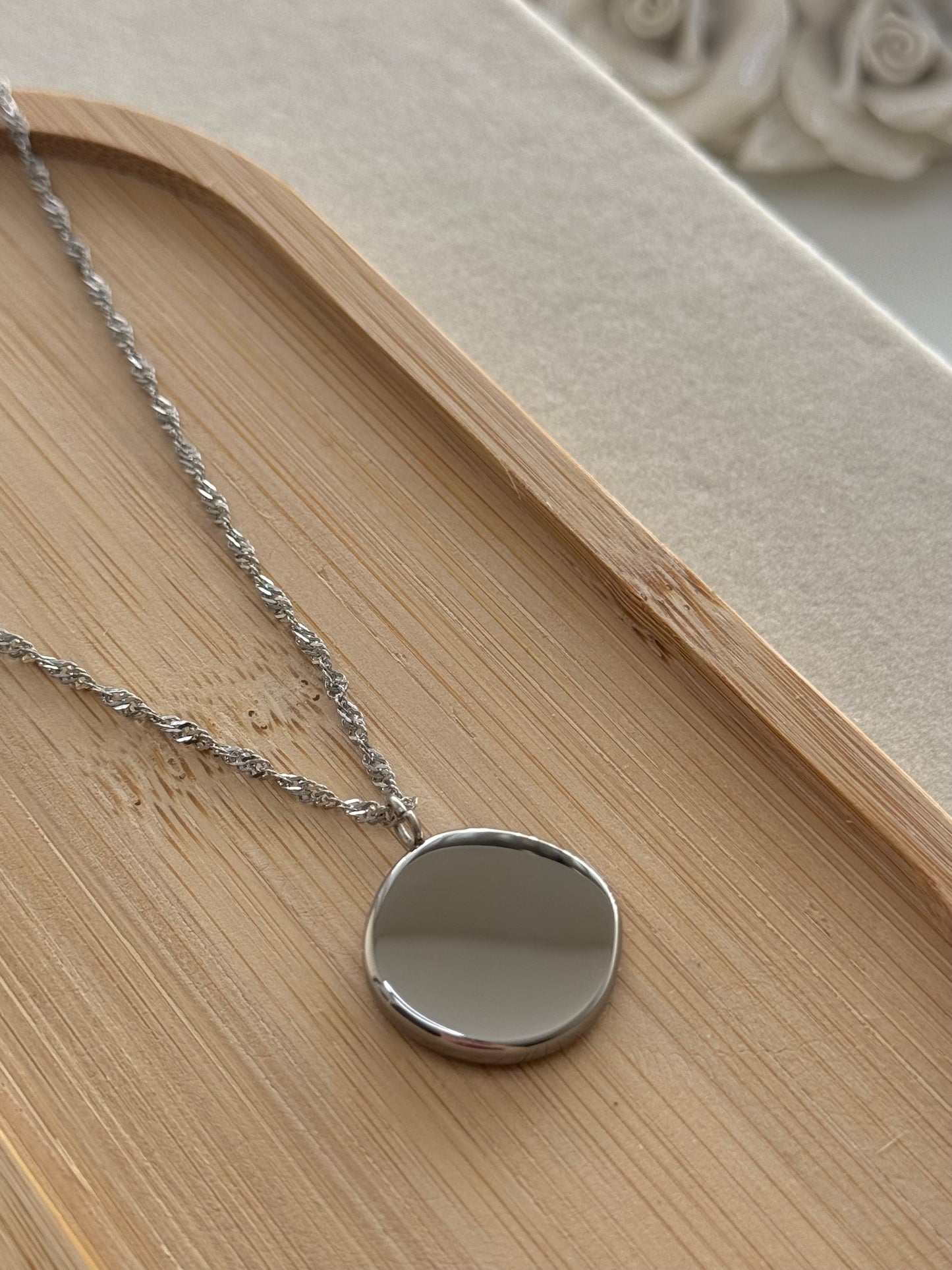 Lune Pendant Necklace